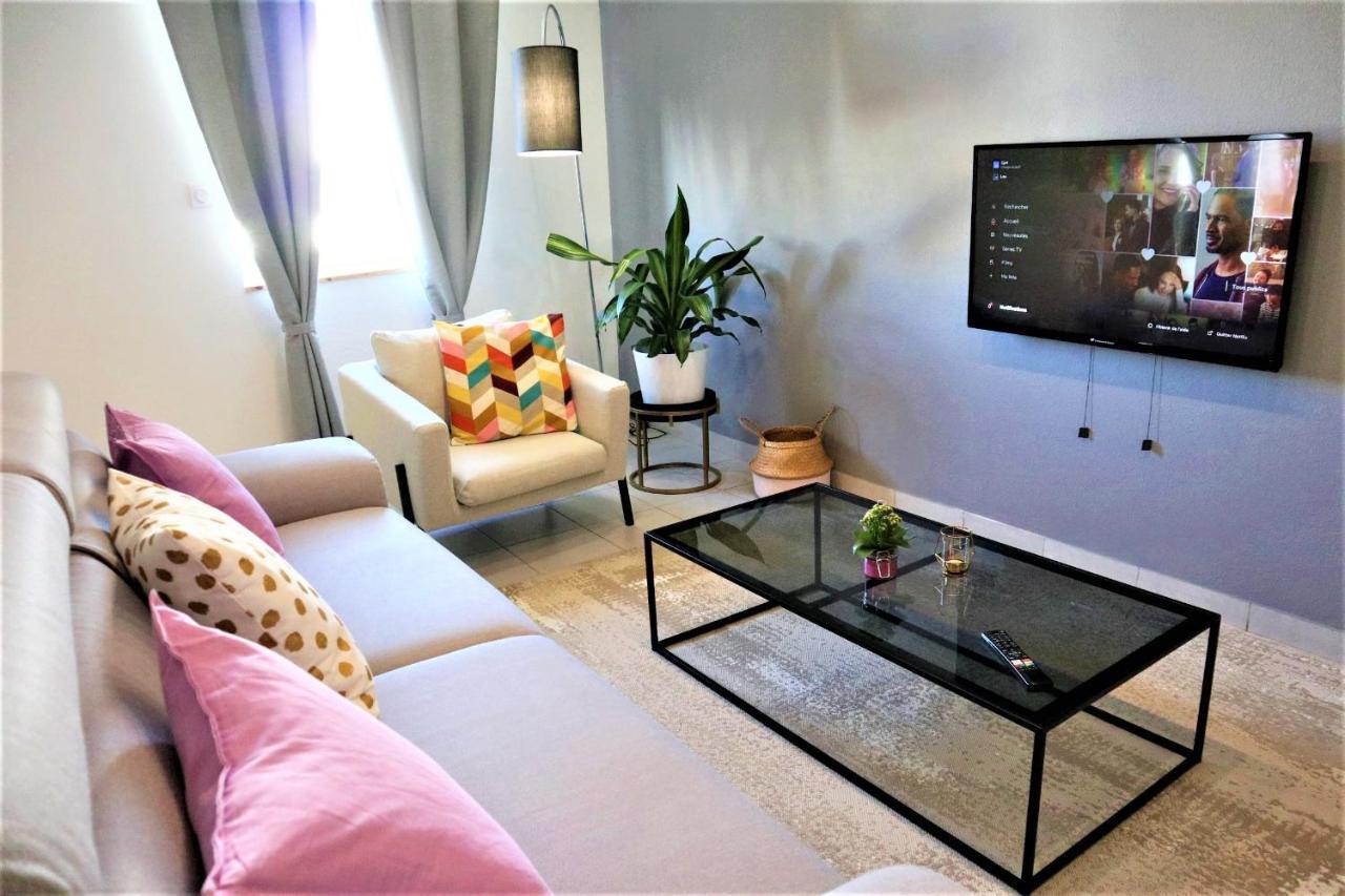 5 Mn Zenith Grande Halle Auvergne,Pied De Gergovie,Garage,Netflix Romagnat Zewnętrze zdjęcie
